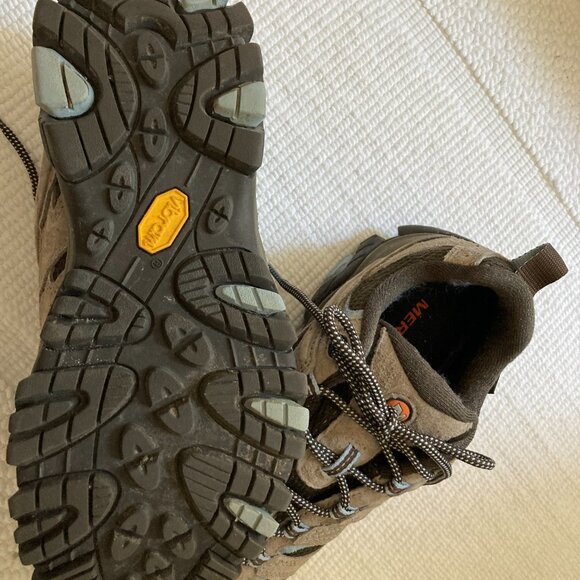 Women's Merrell Moab Hiking Shoes - Picture 3 of 8